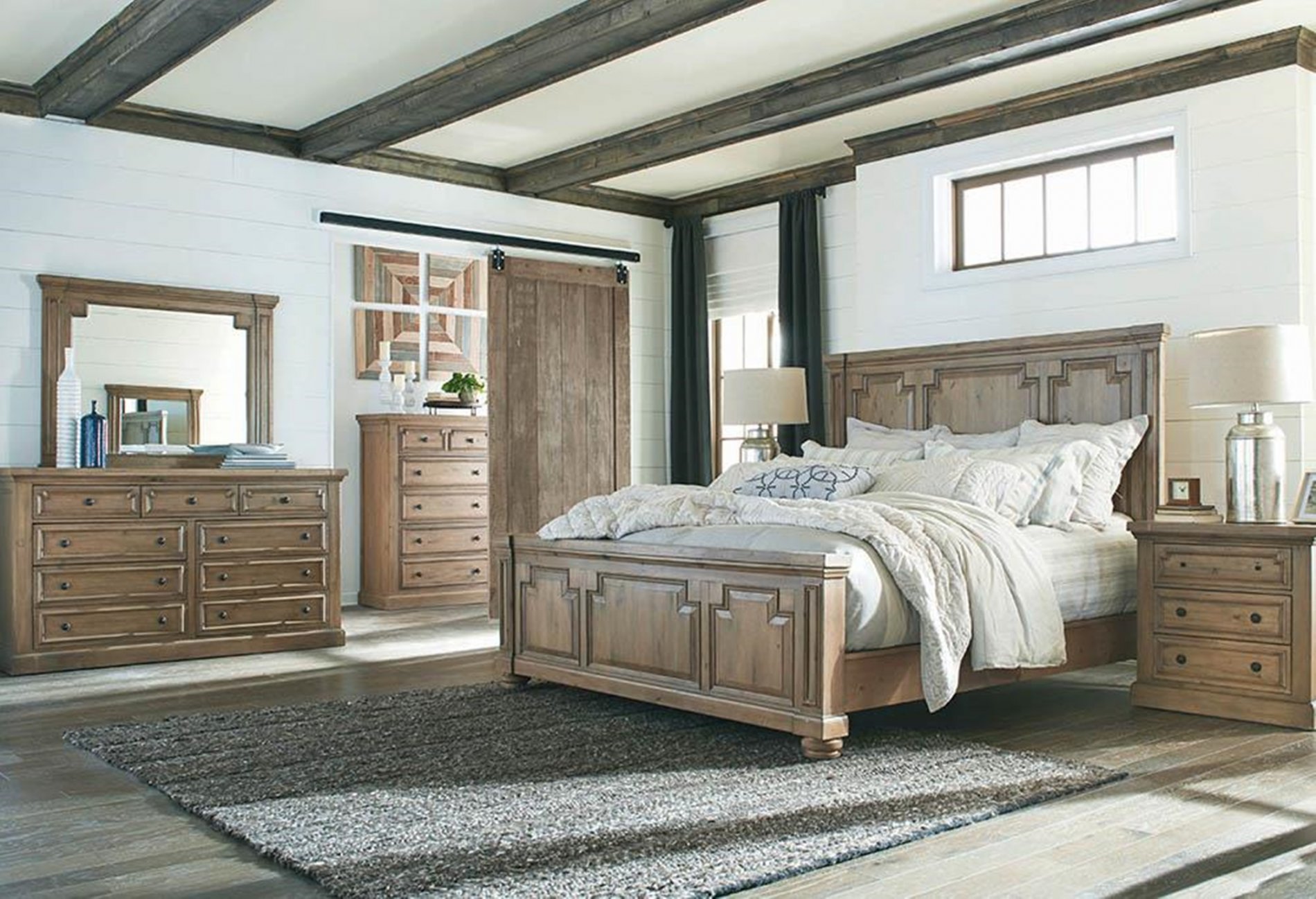 Florence Traditional Rustic Smoke Cal. King Bed - Click Image to Close
