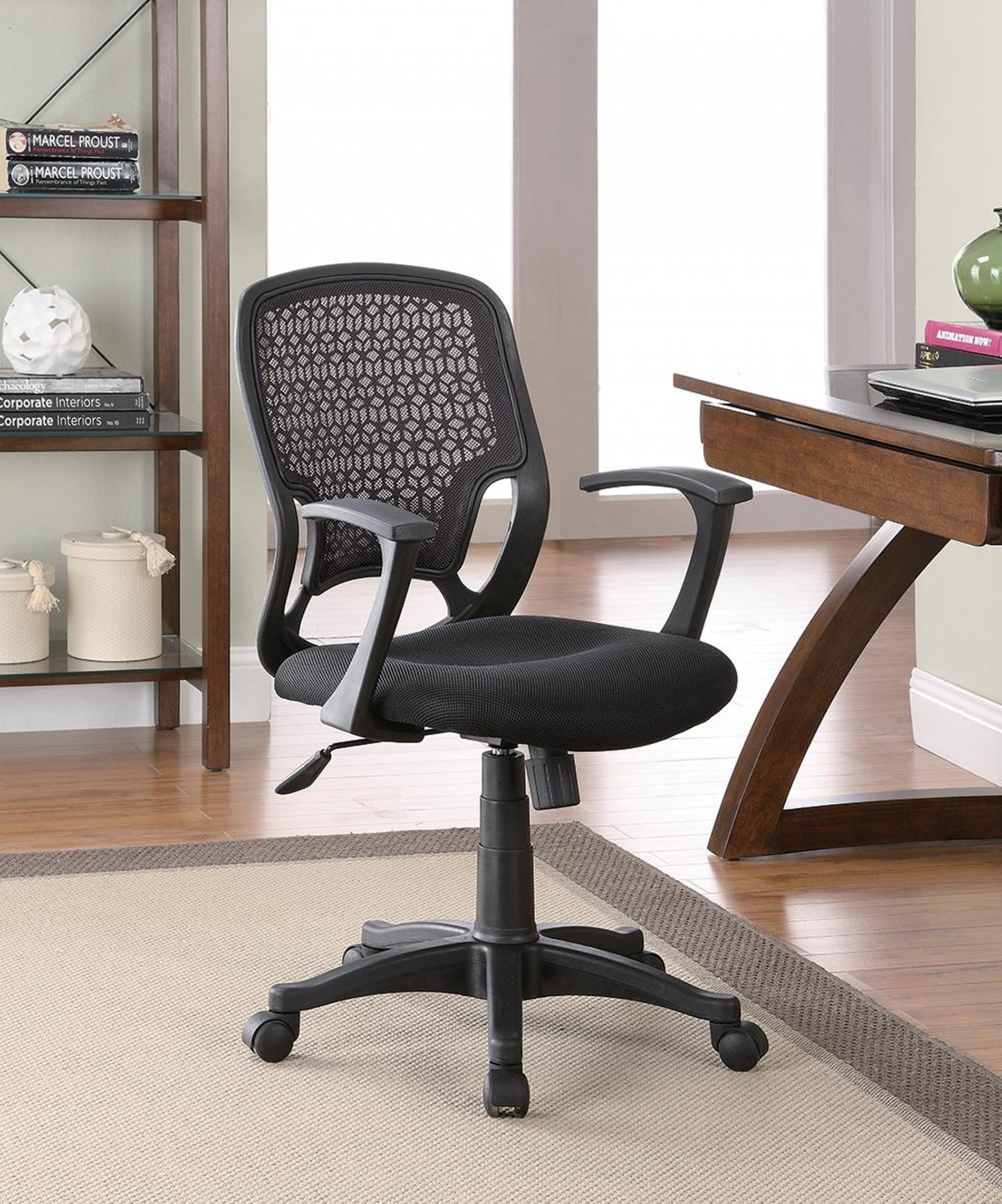 Casual Black Mesh Office Chair - Click Image to Close