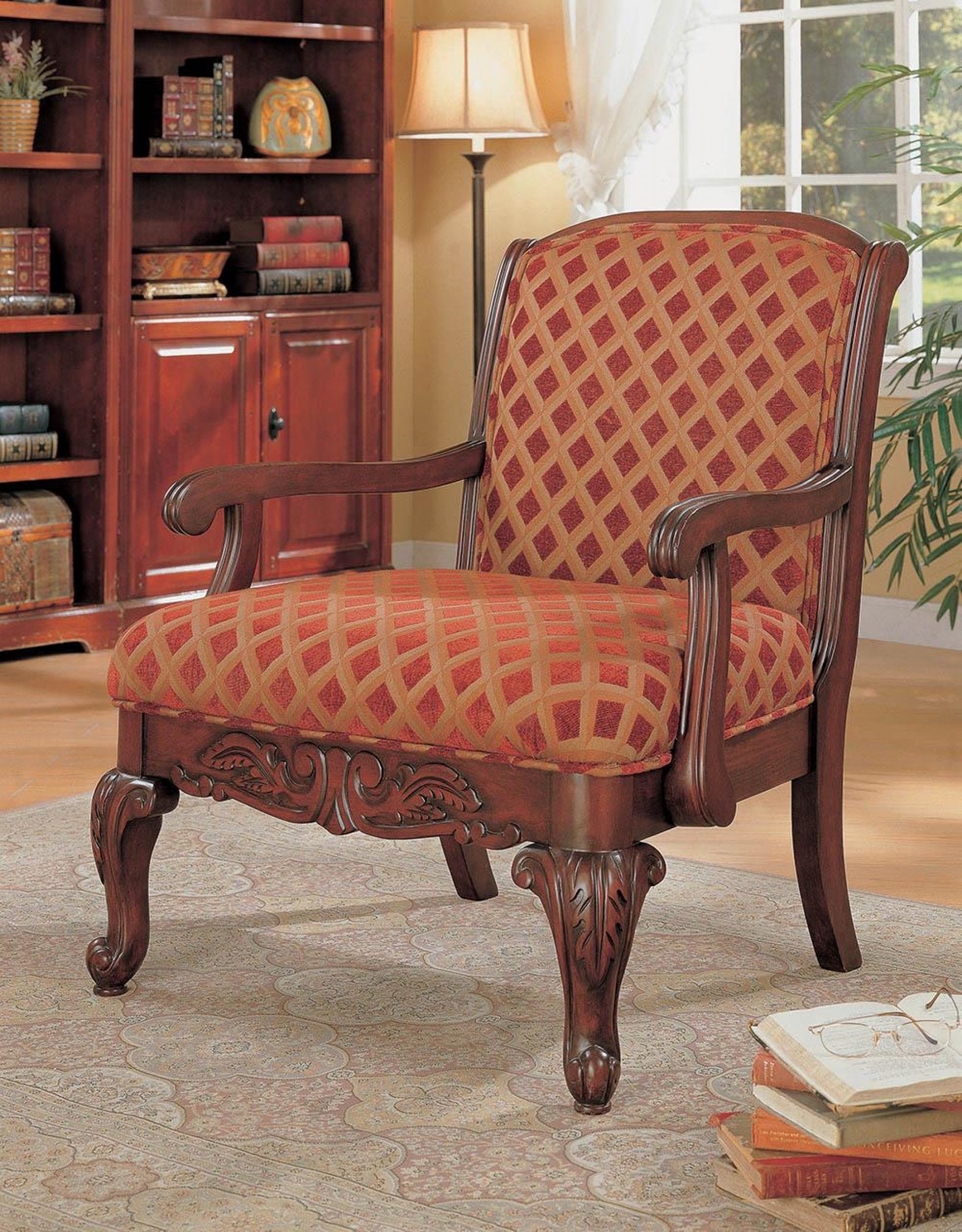 Traditional Upholstered Accent Chair - Click Image to Close