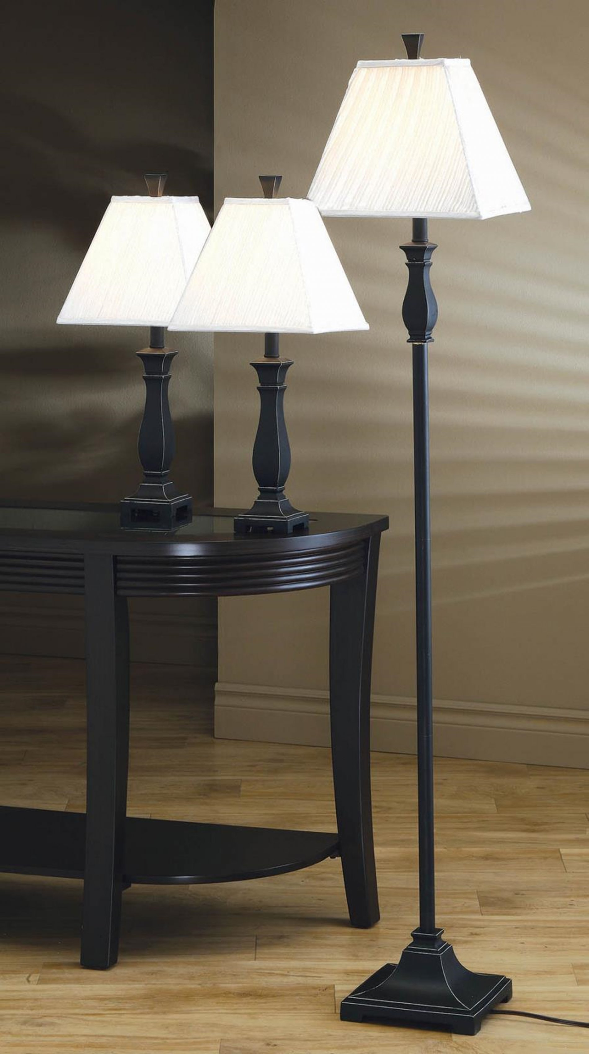 Traditional Black Brushed Gold Lamp - Click Image to Close