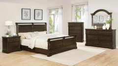 Traditional Heirloom Brown Queen Bed