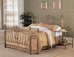 Sydney Antique Brushed Queen Bed