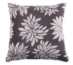 905027 Accent Pillow (Lavender Mums)
