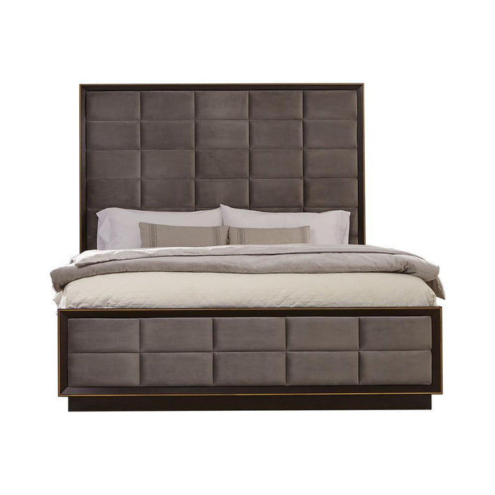 Durango Eastern King Upholstered Bed Smoked Peppercorn and Grey